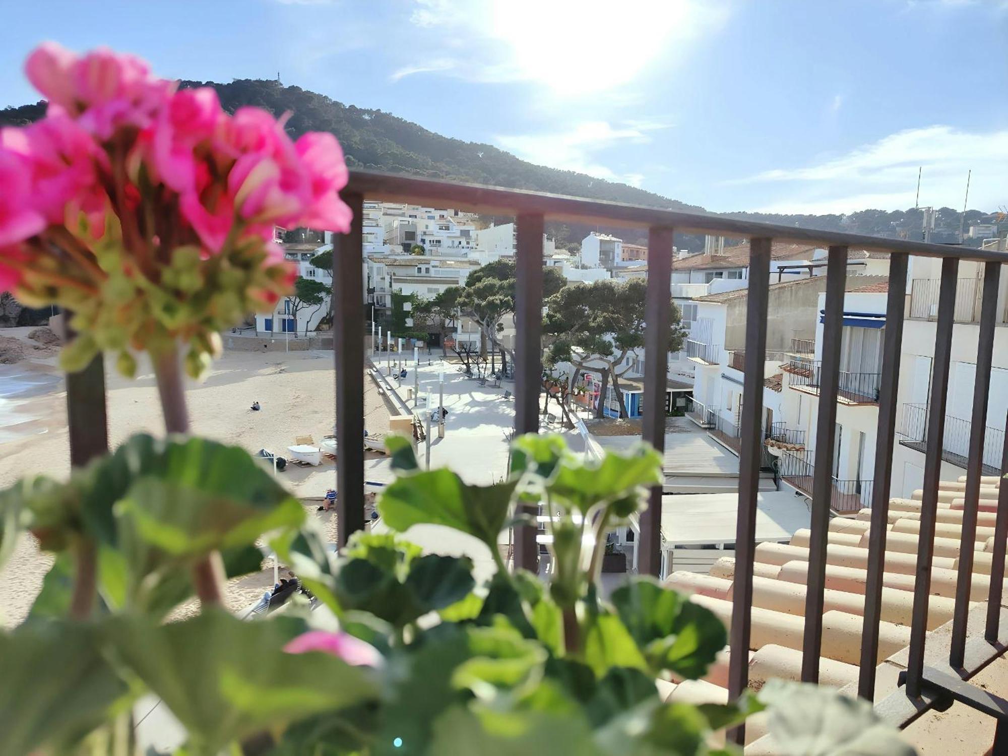 Tamariu Platja - Penthouse On Passeig Del Mar. Leilighet Eksteriør bilde